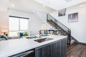 featured image of 644 N Hobart Blvd