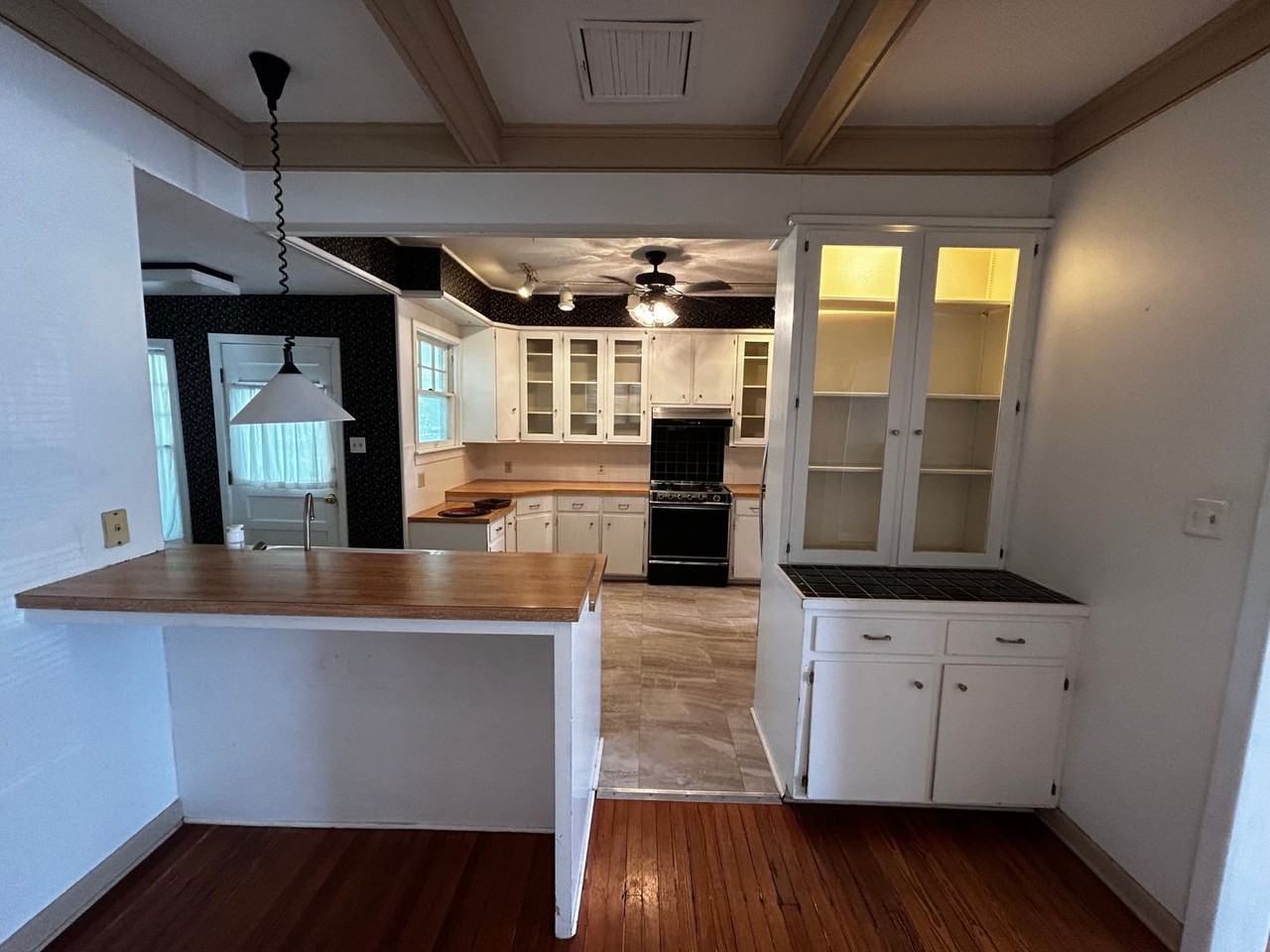 826 En 15th St - Photo 7 of 21