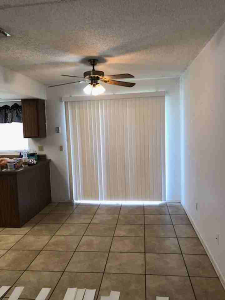 805 Glastonbury Dr - Photo 3 of 11