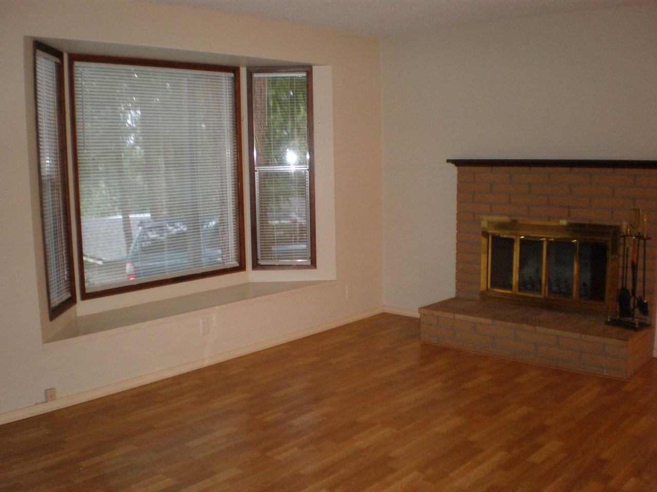 1905 W 34th Ave - Photo 3 of 9