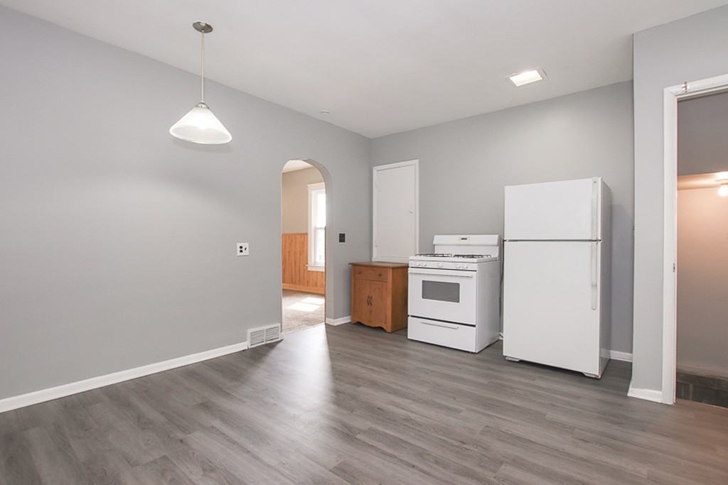 6860 Avon Belden Rd - Photo 3 of 23