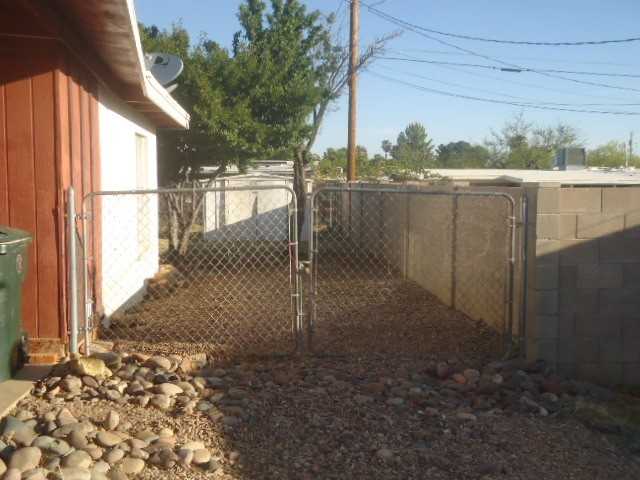 1301 Cushman Dr - Photo 4 of 39