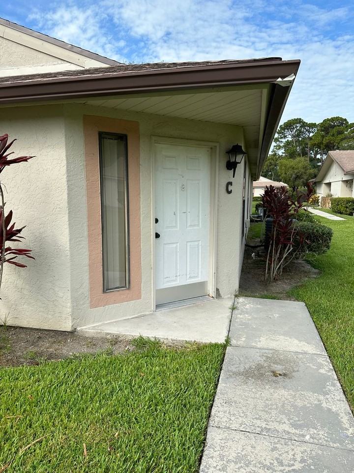 2818 Stoneway Ln - Photo 2 of 17