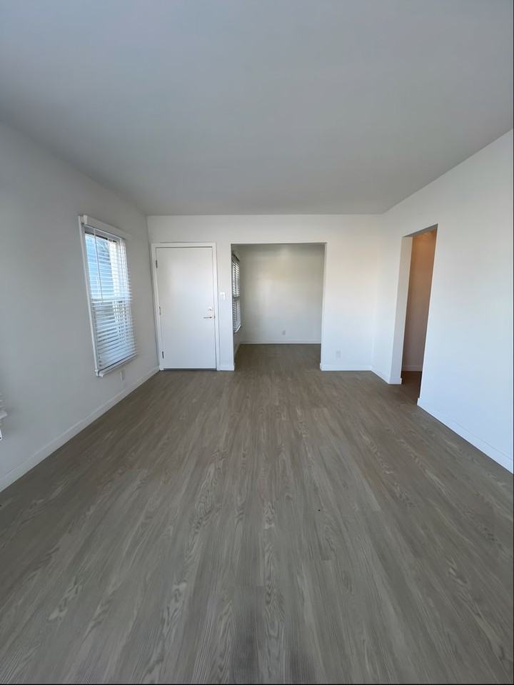 5760 Morley Street - Photo 4 of 18