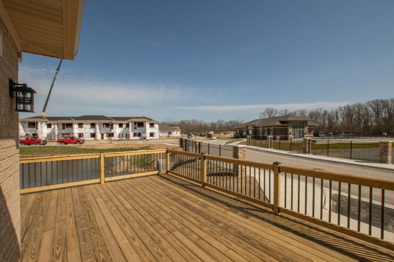 Eagle Crossing Luxury Apartment Homes - Photo 4 of 50