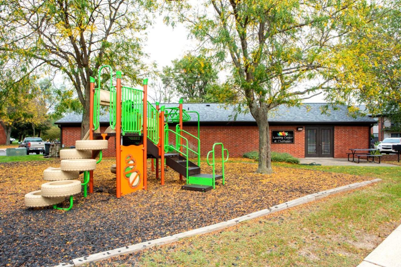 Reflections Apartment Homes - Photo 3 of 38