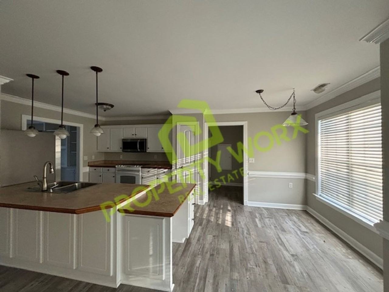 214 Windy Oak Dr - Photo 3 of 13