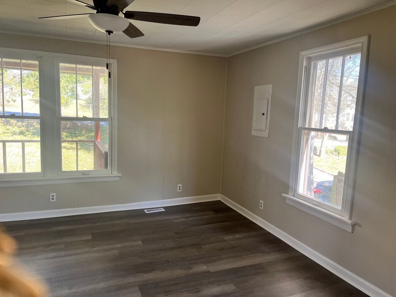 400 Cumberland Ave - Photo 2 of 7
