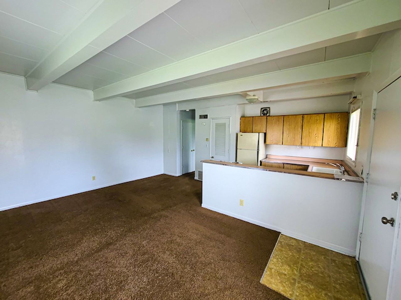 915 Ashland Rd - Photo 3 of 43