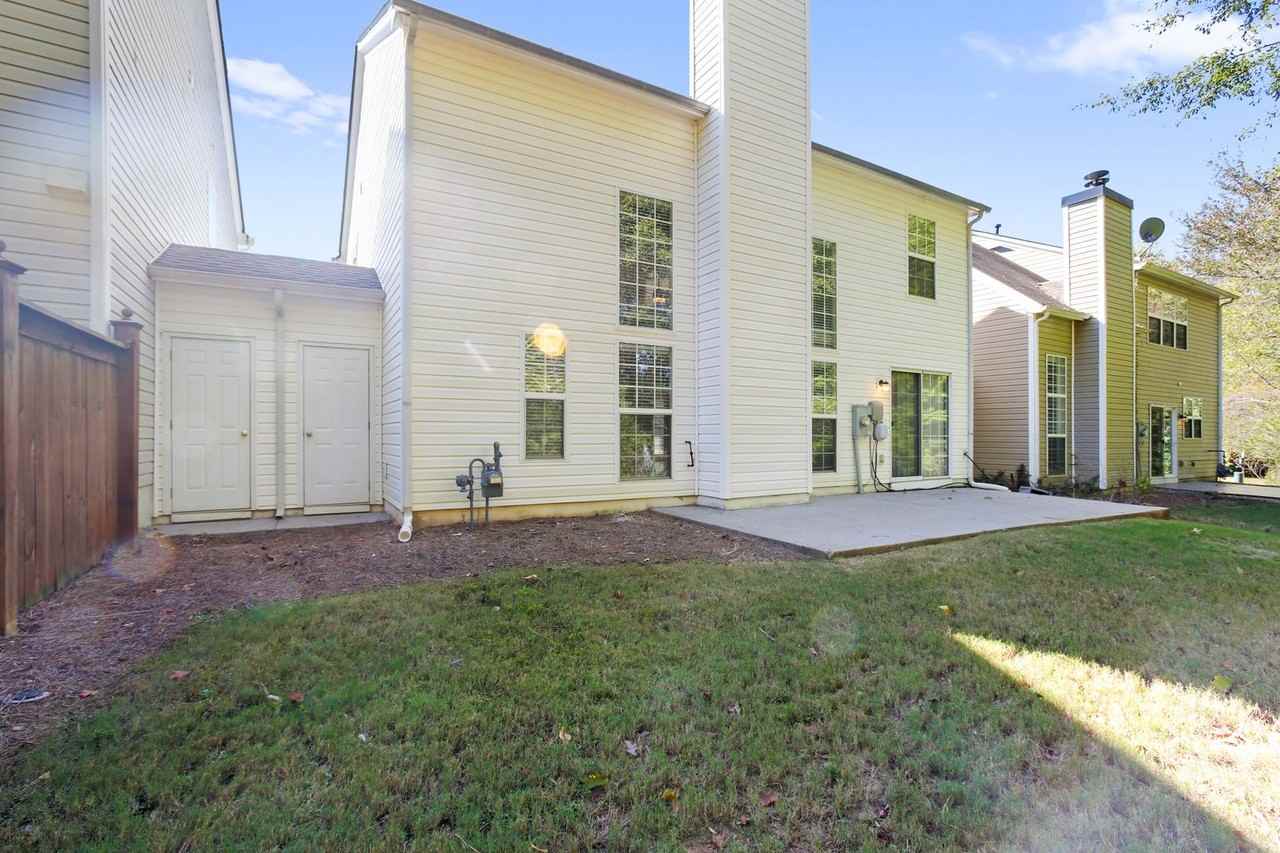 710 Wamock Dr - Photo 2 of 21