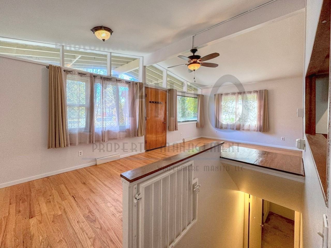 6903 N Stevens St - Photo 3 of 24