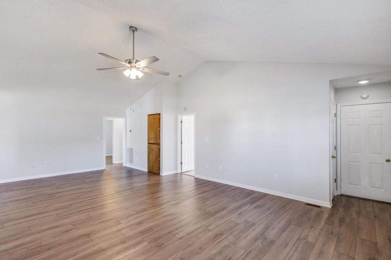 130 Kanton Dr - Photo 4 of 21