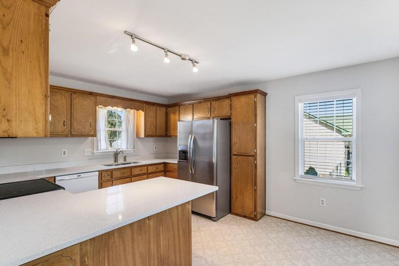 130 Kanton Dr - Photo 6 of 21