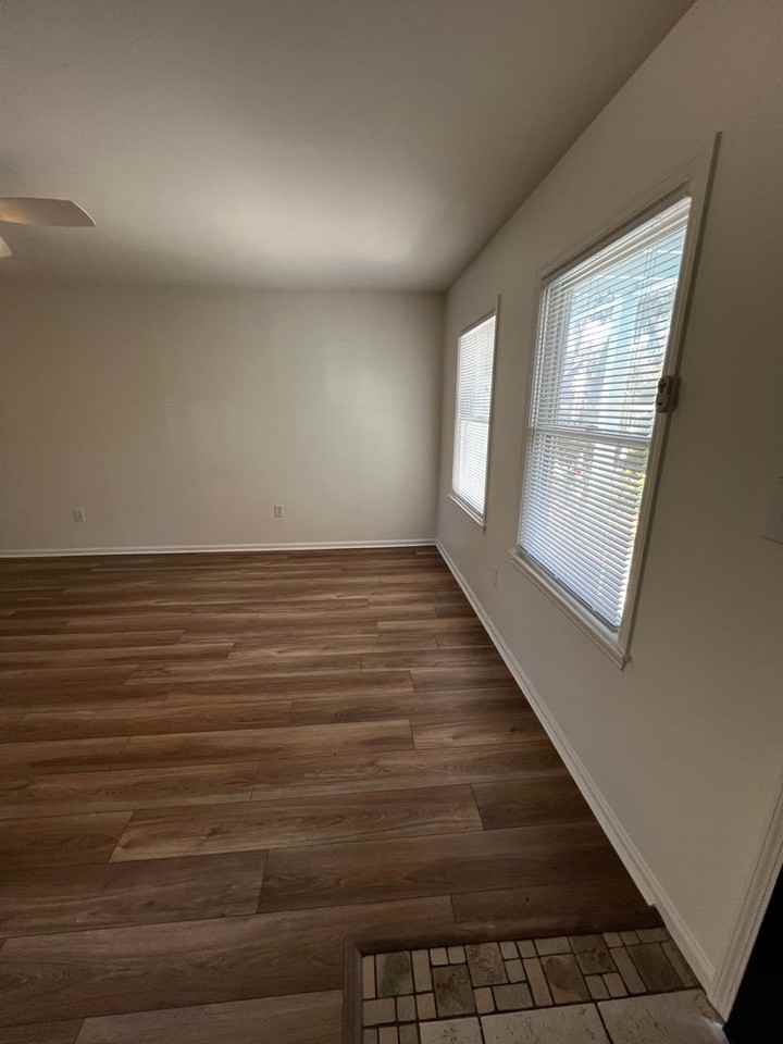 25 Sams Point Rd - Photo 2 of 24