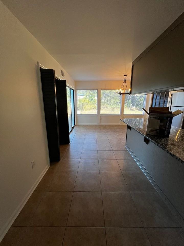 25 Sams Point Rd - Photo 6 of 24