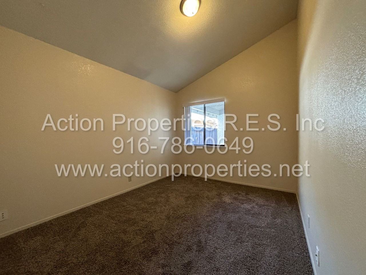 1328 Puebla Way - Photo 5 of 15