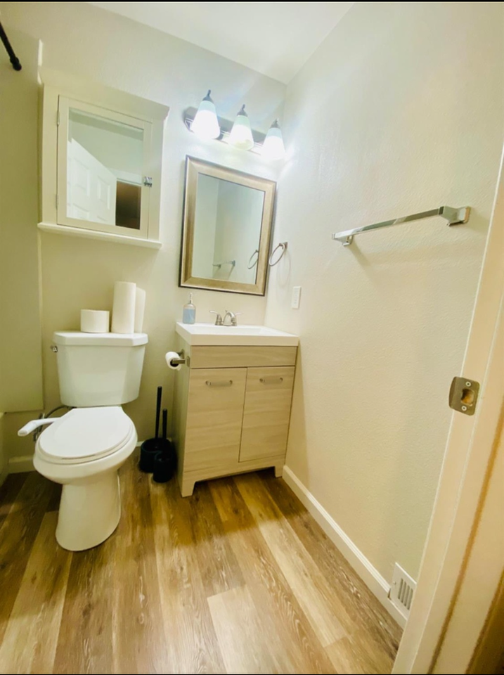 11572 Quartz Dr - Photo 3 of 11