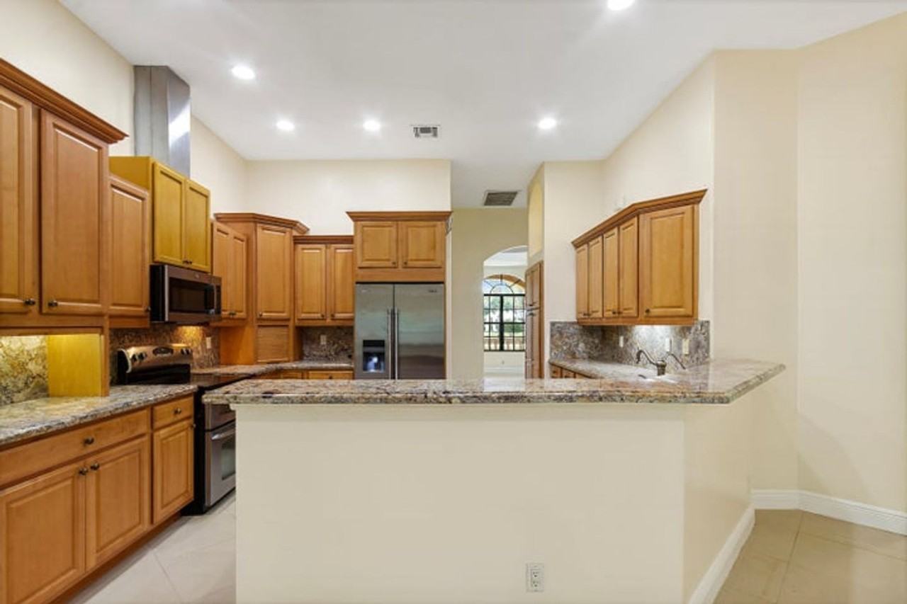 15807 Citrus Grove Blvd - Photo 3 of 24