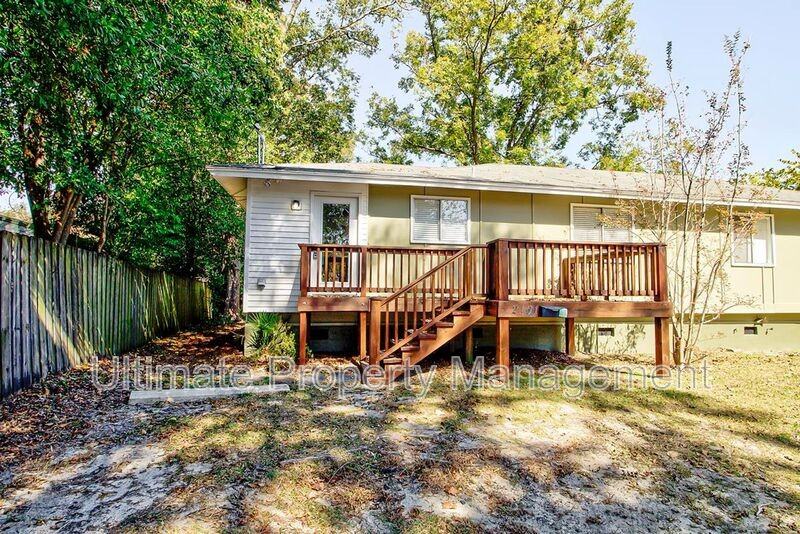 2101 Delgado Ave - Photo 2 of 16