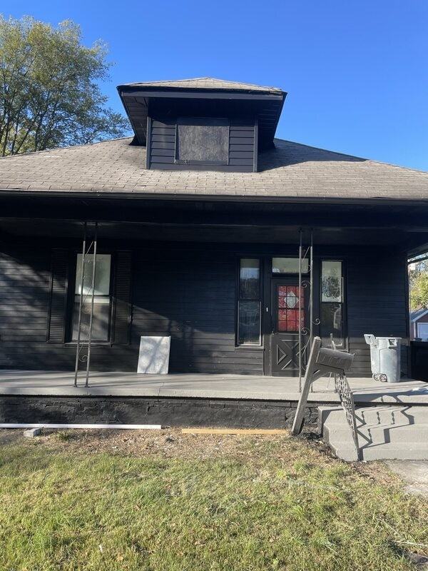 710 Jackson Ave - Photo 2 of 10