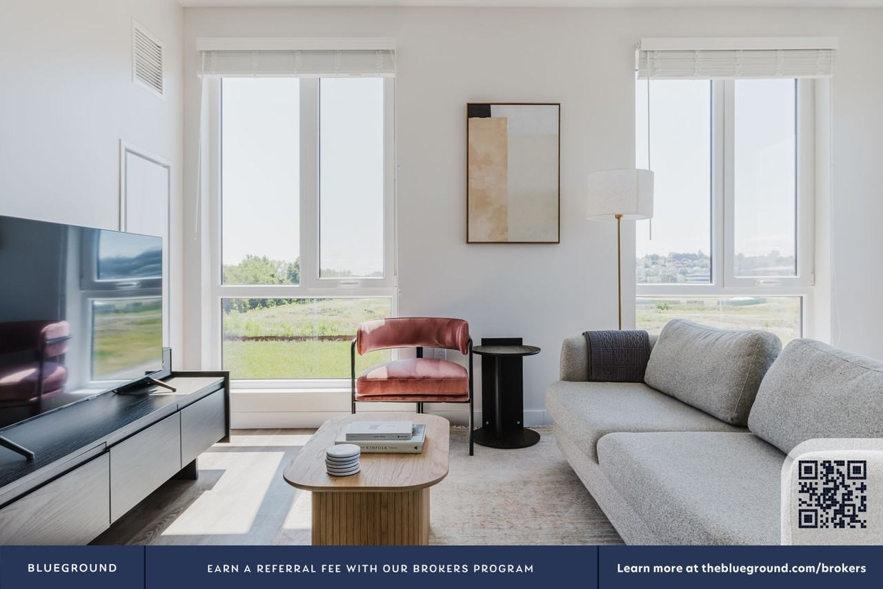 50 Salt Street - Photo 4 of 39