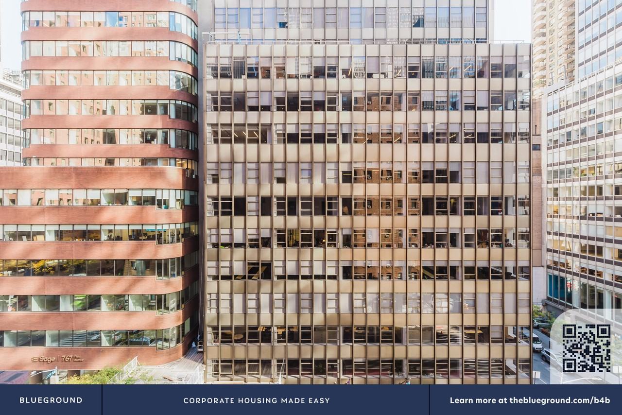 160 East 48th Street - Photo 6 of 35