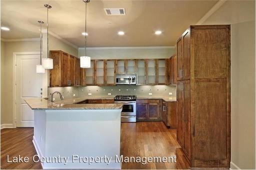 2800 Sandage Ave - Photo 2 of 36