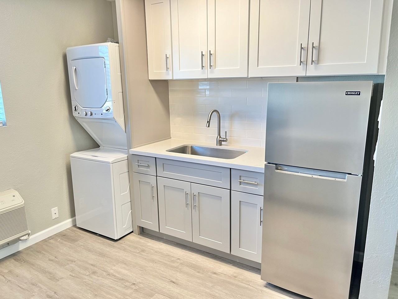 2020 W Orangewood Ave #210 - Photo 7 of 41