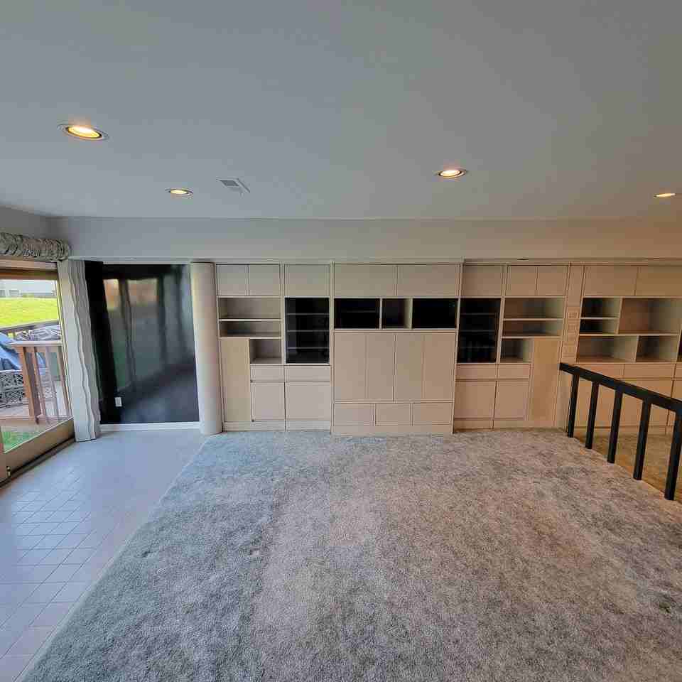 10 Centennial Rd #10 - Photo 2 of 16