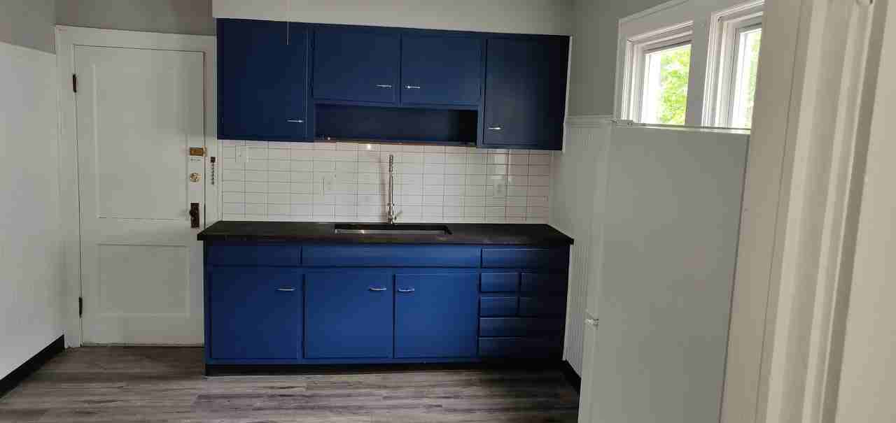 3719 E 61st St #1 - Photo 3 of 12