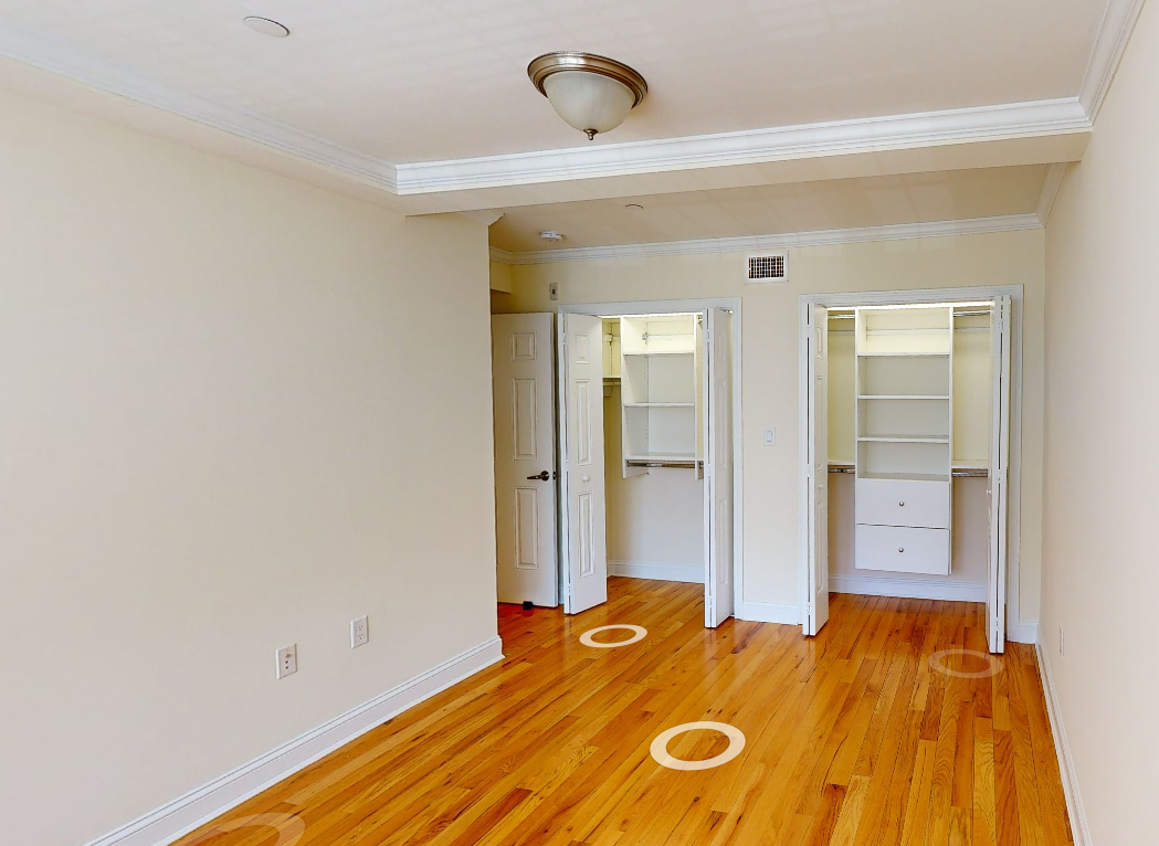 1 Langdon Sq #55-01 - Photo 6 of 14