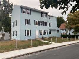 featured image of 178 Austin St #2