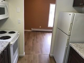 915 7th Ave #4 - Photo 5 of 14