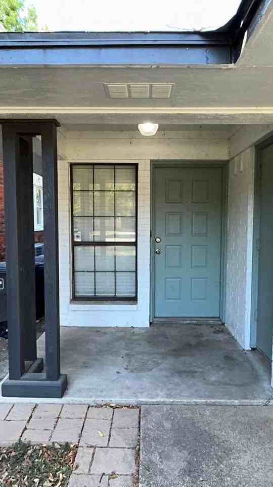 1824 6th Ave - Photo 3 of 16