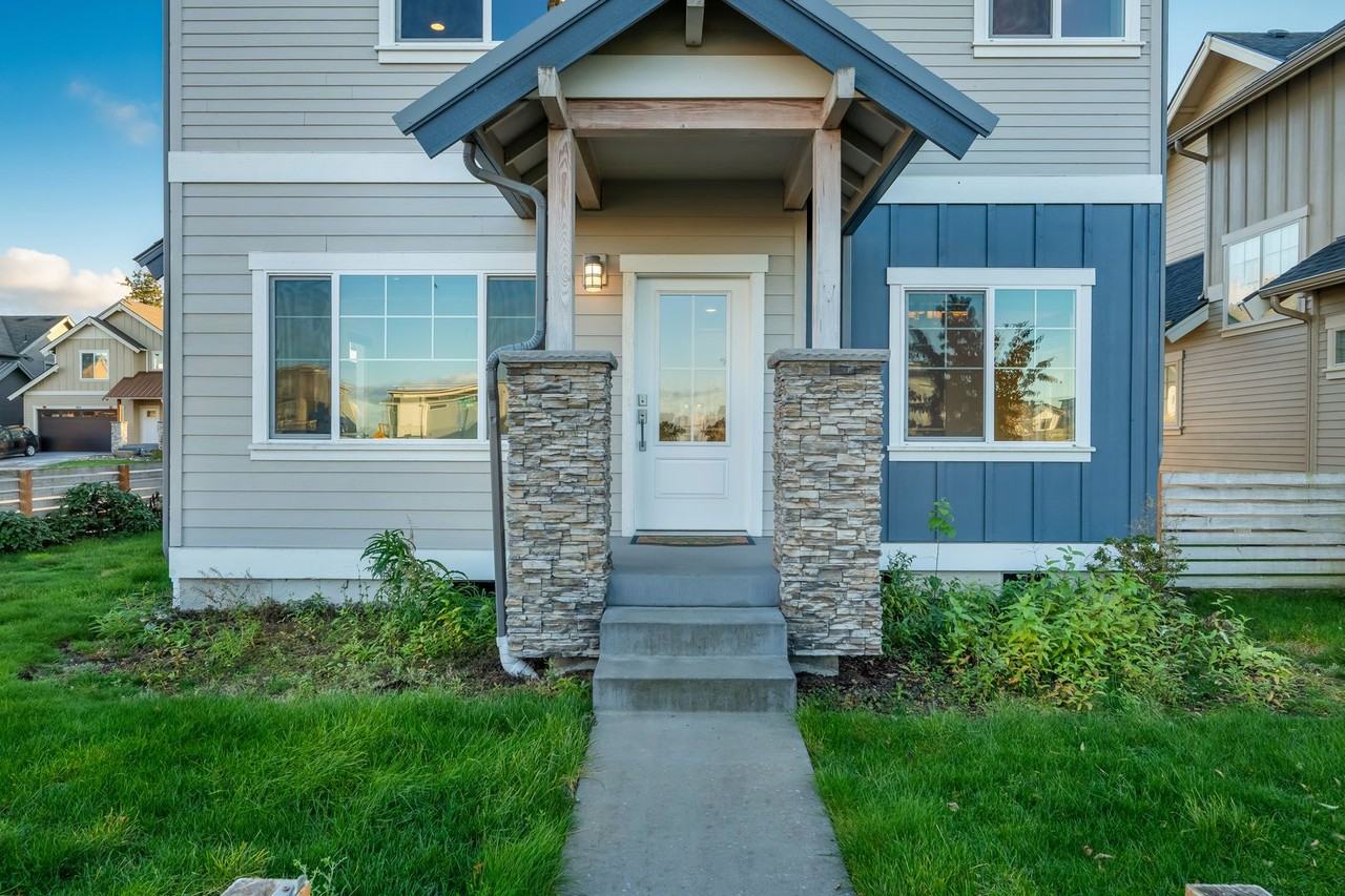 700 Springside Ln - Photo 4 of 24