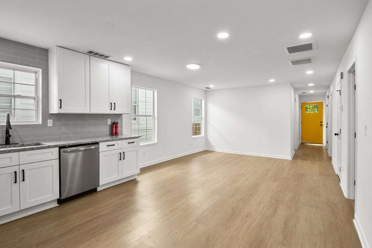 961 Fair St Sw - Photo 4 of 24