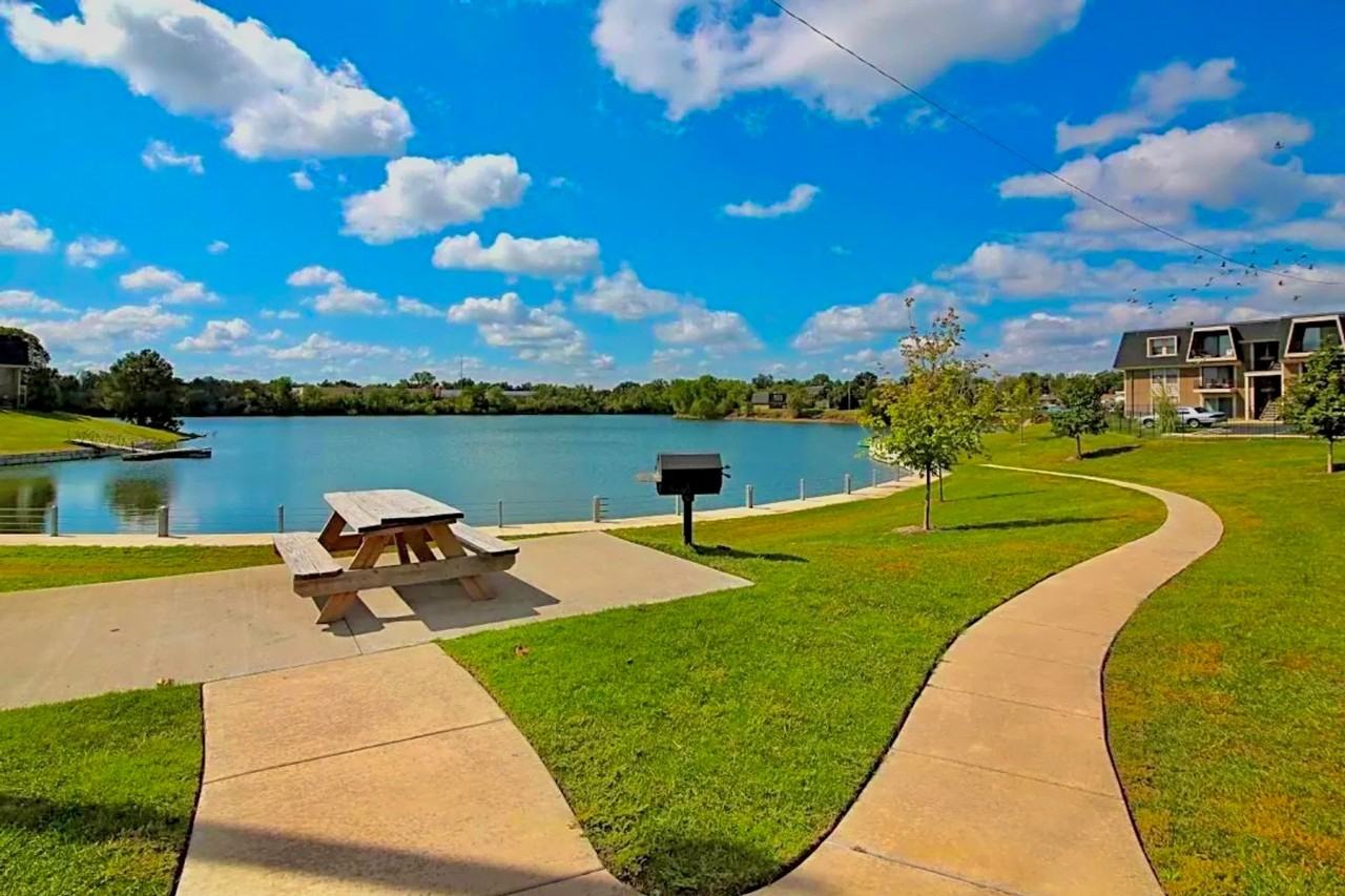 519 W. 27th St. South - Photo 5 of 50