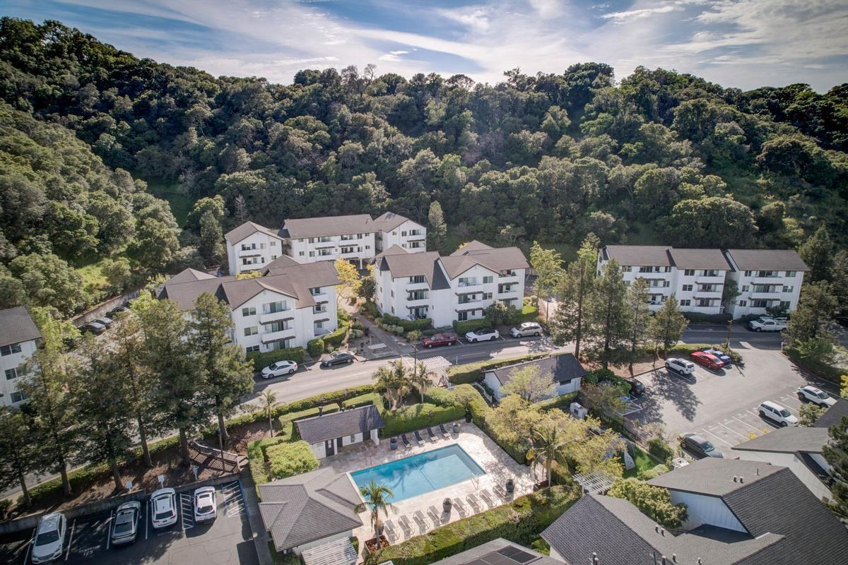 20 North Ave - Photo 5 of 40