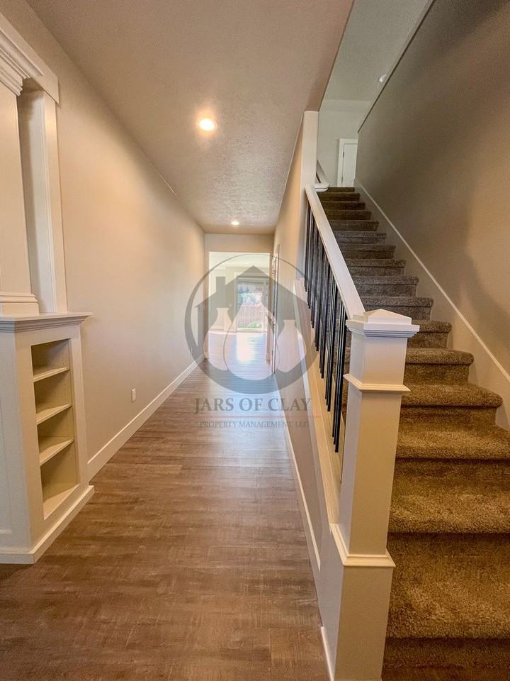 2198 Giovanni Ave S - Photo 2 of 11