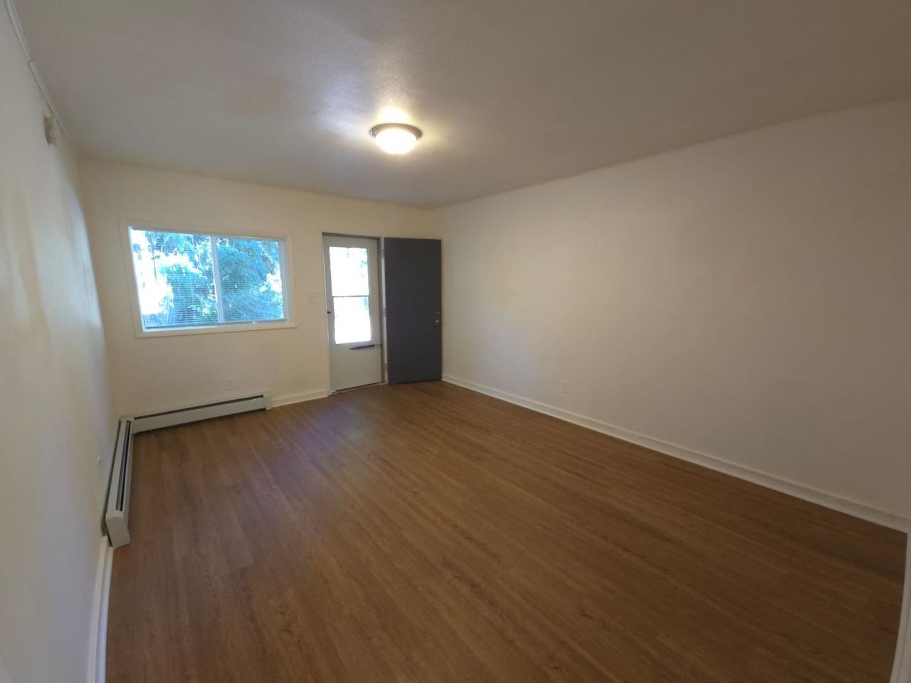 635-637 Marine St. - Photo 4 of 37