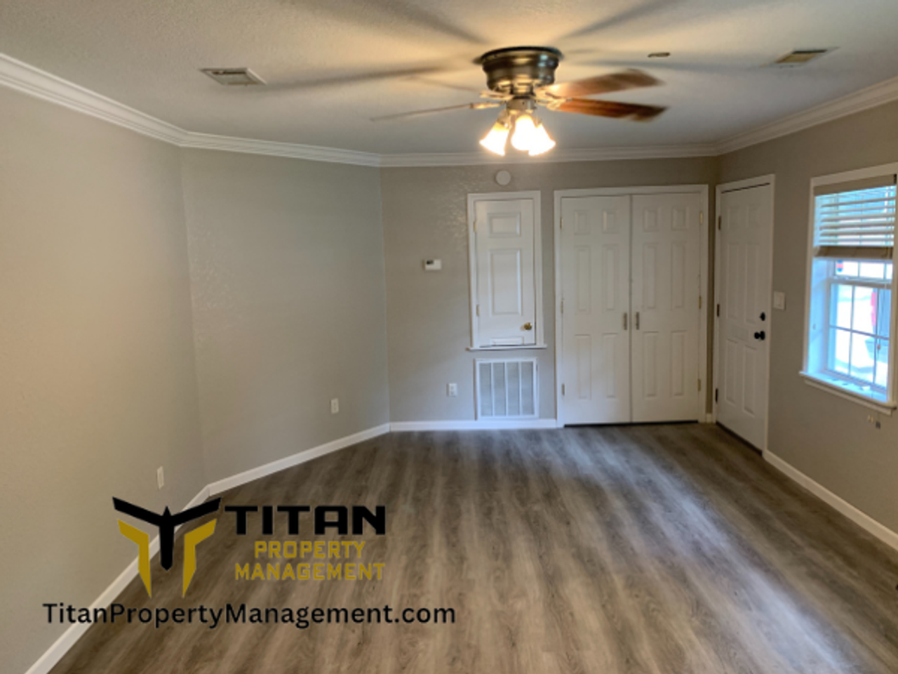 2014 Watts Rd #E - Photo 4 of 11