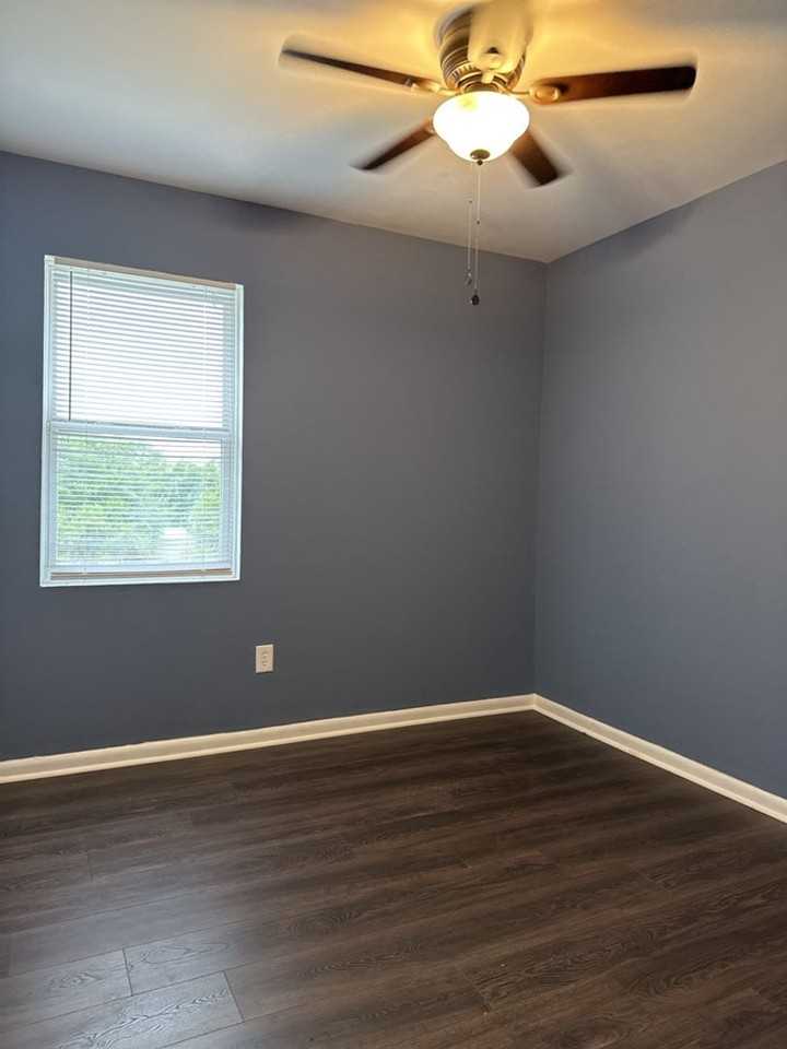 2516 Kensington Dr E - Photo 6 of 13