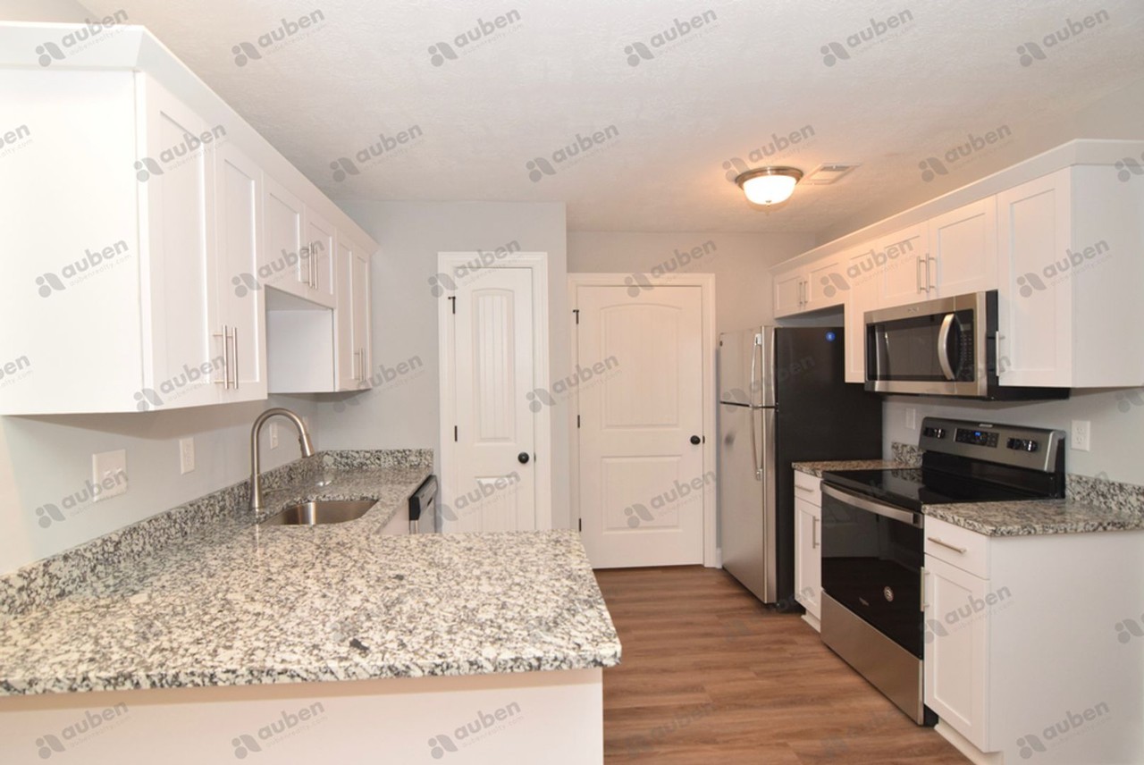 724 Leela Ct - Photo 5 of 38