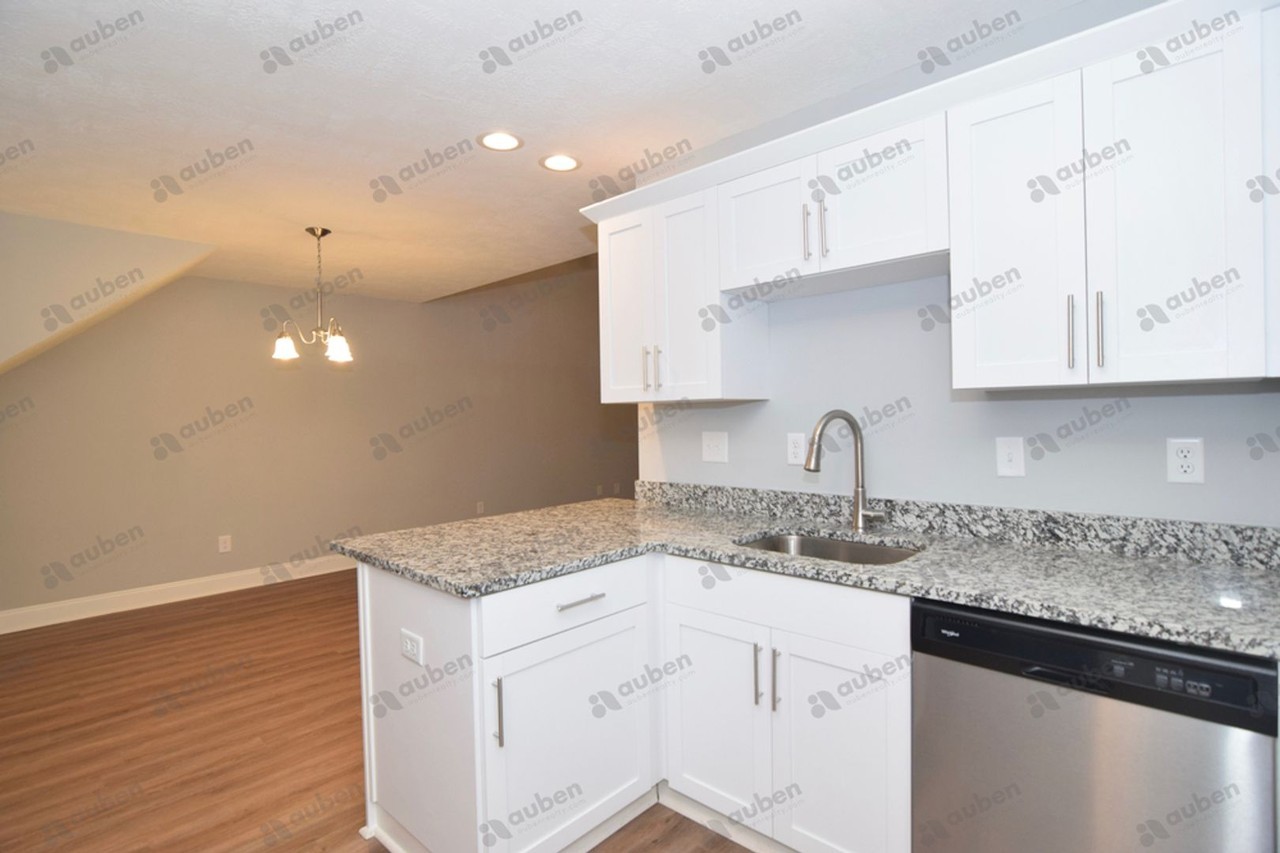 724 Leela Ct - Photo 7 of 38