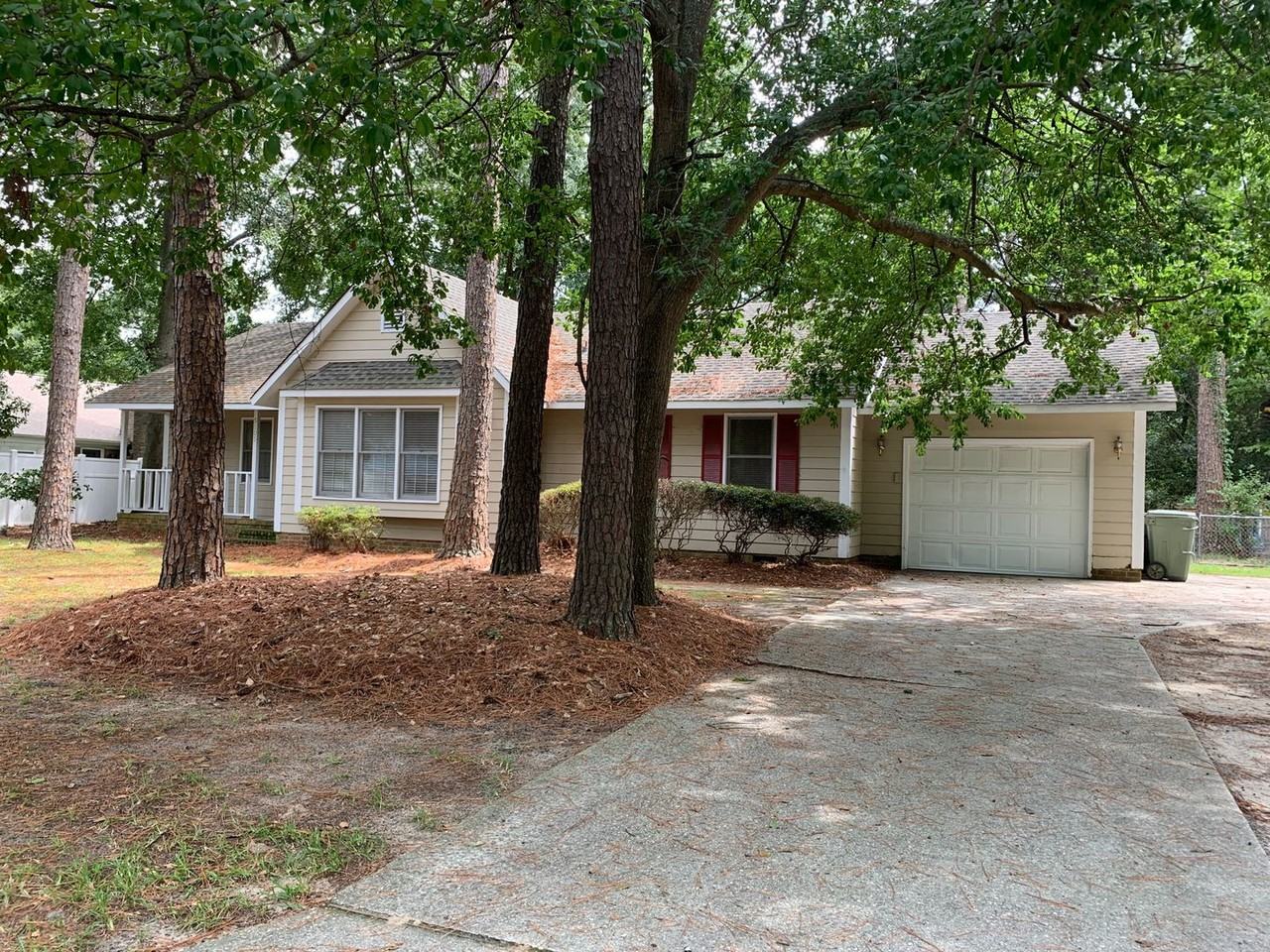 5805 Tuckertown Ln - Photo 2 of 21