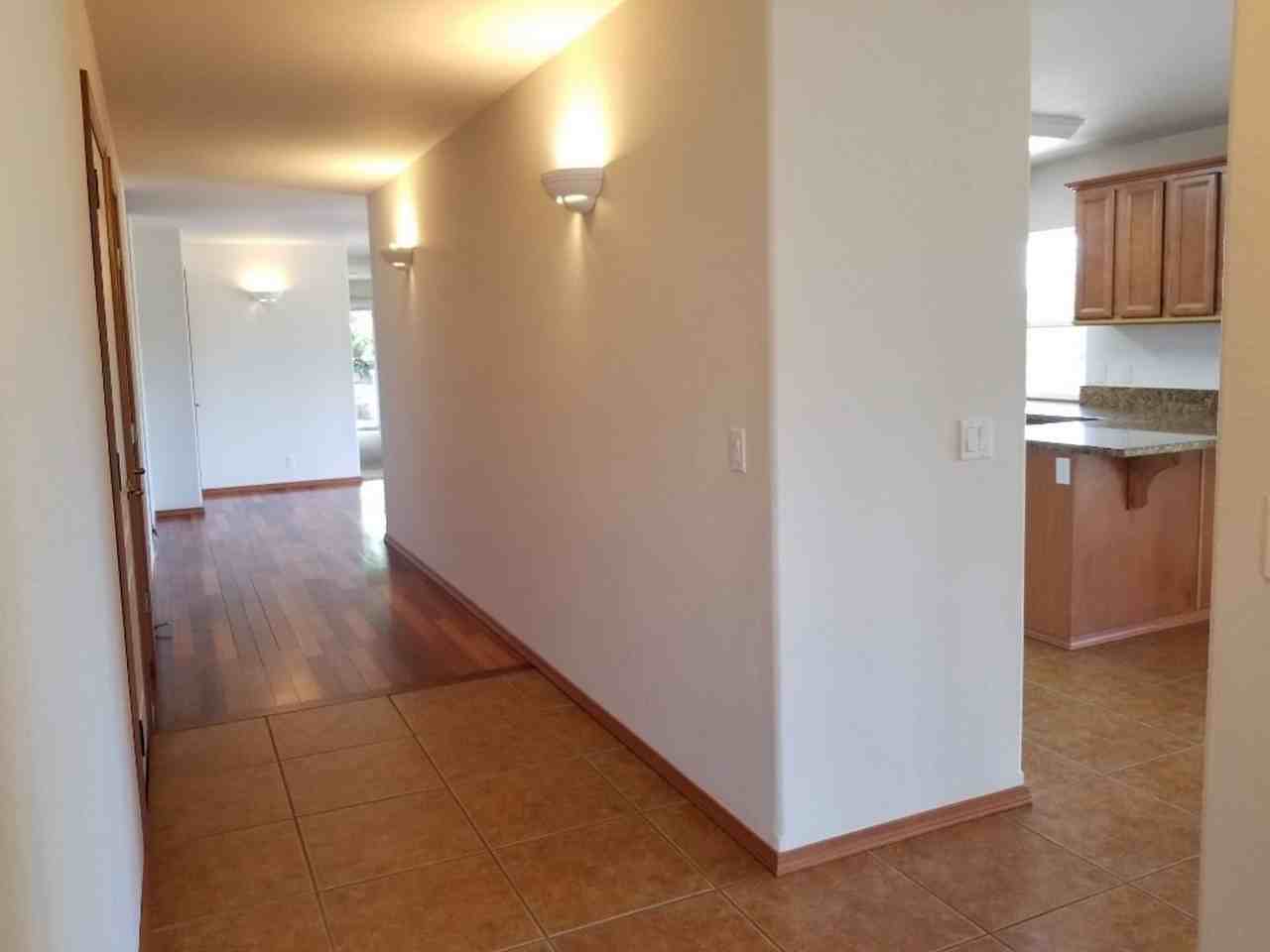 2015 Seaton Ct Se - Photo 5 of 34