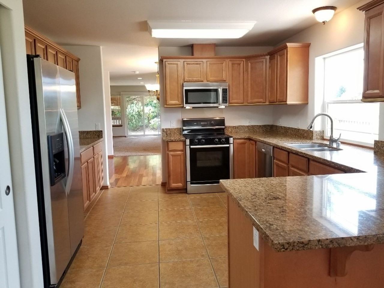 2015 Seaton Ct Se - Photo 7 of 34