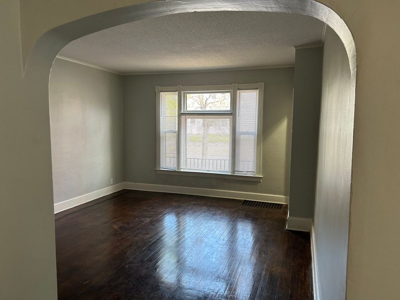 414 Blair Ave - Photo 2 of 23