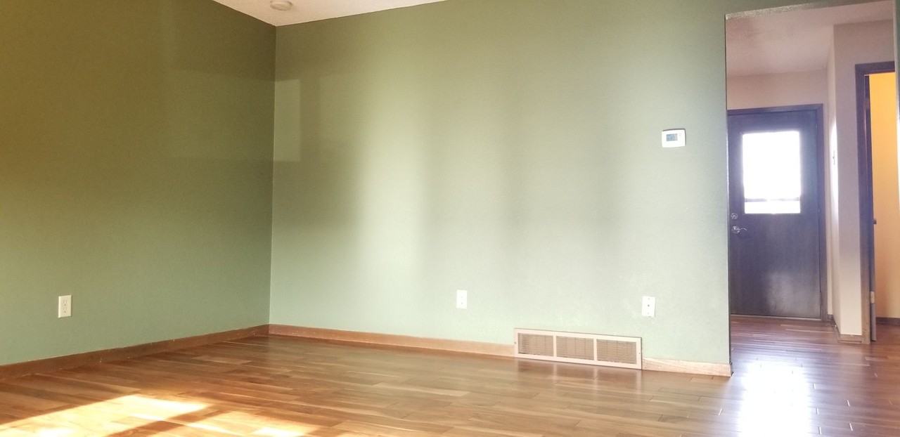 519 Wildwood Rd - Photo 2 of 17