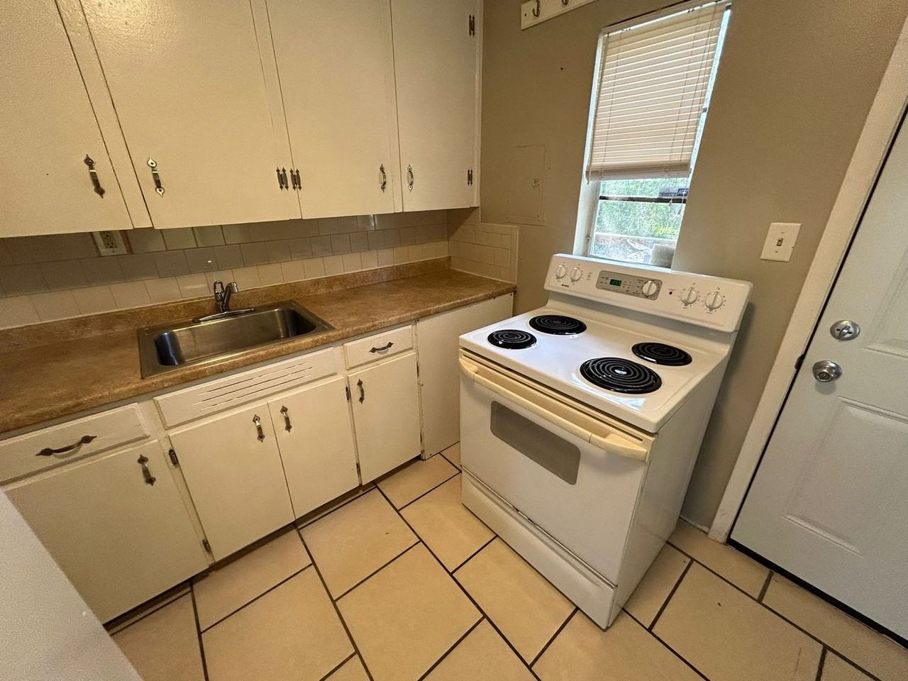 1207 55th St S - Photo 5 of 13